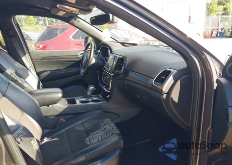 2019 Jeep Grand Cherokee Laredo E 4X4 from USA, damaged, VIN 1C4RJFAG6KC826372